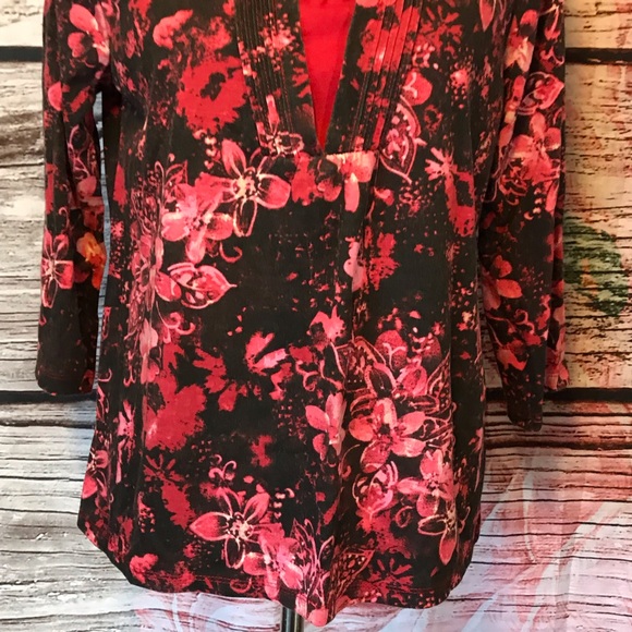 Jason Maxwell Tunic - Picture 2 of 6